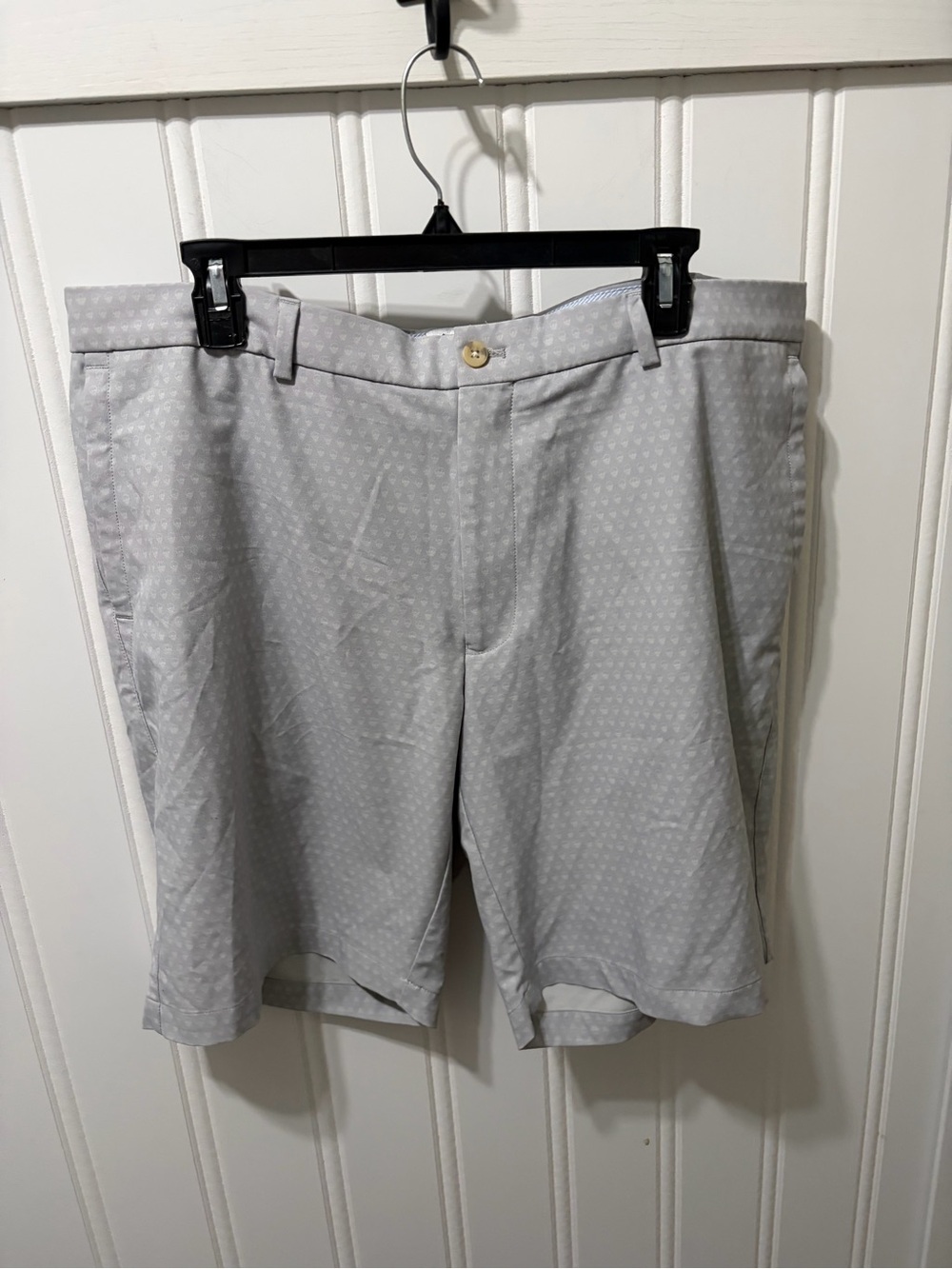 Peter Millar Crown Sport Men's 38 Gray Tonal Skull Print Golf Performance Shorts